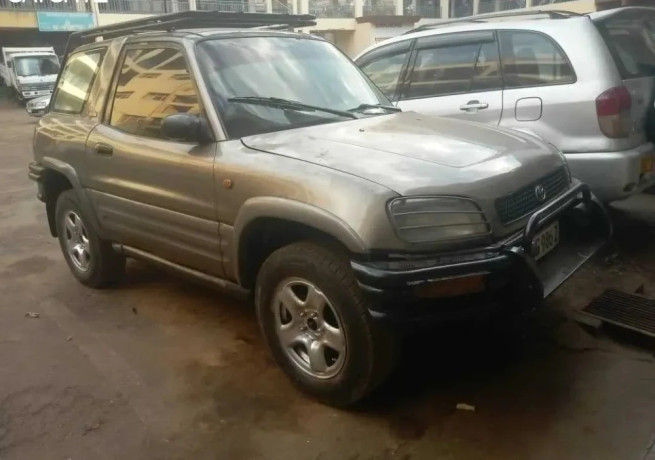 toyota-rav4-big-0