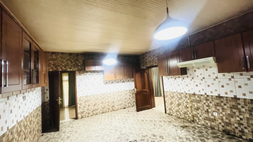 kibagabaga-unfurnished-5bedrooms-villa-for-rent-at-1000-in-good-location-on-tarmac-road-big-4