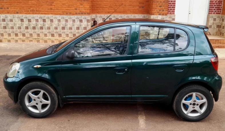 toyota-yaris-big-3