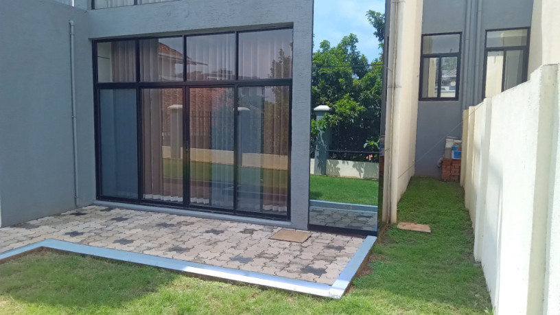 kigali-twin-houses-for-sale-in-kiyovu-big-0