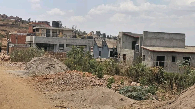 kanombe-busanza-residential-plot-for-sale-35milion-big-0