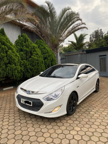 hyundai-sonata-big-1