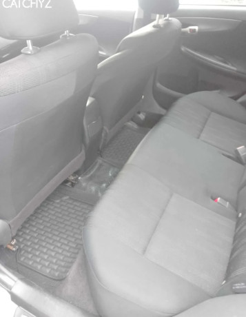 toyota-corolla-automatic-for-sale-big-1