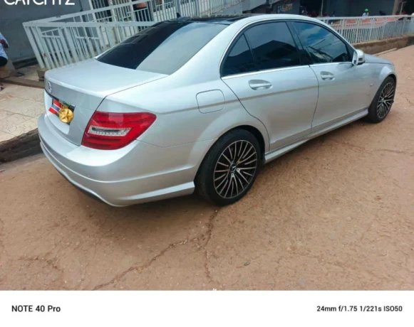 mercedes-benz-c200-automatic-2013-for-sale-big-4