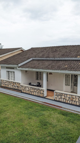bb-012-kibagabaga-very-nice-fully-furnished-house-for-rent-big-0