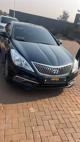 toyota-grandeur-big-2