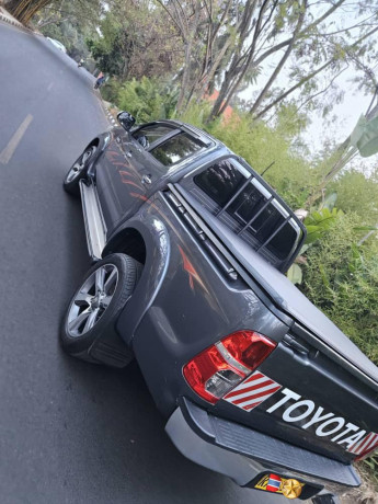 toyota-vigo-big-0