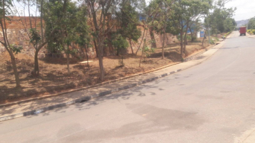 big-industrial-plot-for-sale-in-freezone-masoro-big-3