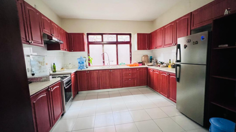kiyovu-furnished-very-nice-decent-apartments-for-rent-with-swimming-pool-in-a-beautiful-neighborhood-kigali-rwanda-big-4