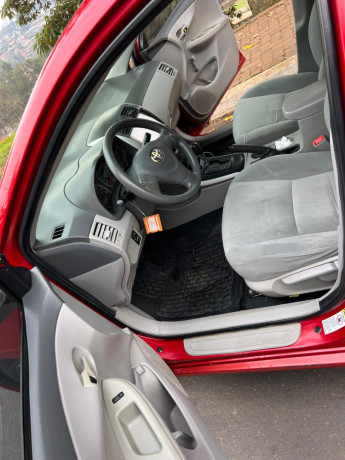 toyota-corolla-big-0