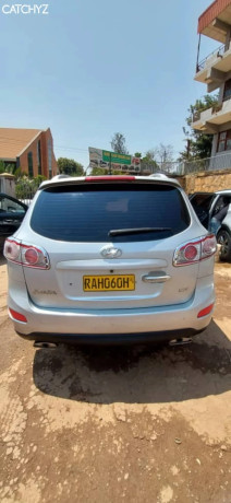 hyundai-santafe-automatic-for-sale-big-3