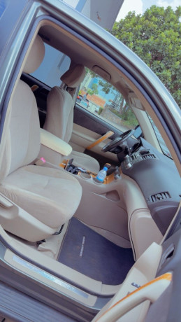 bere-342-2010-toyota-highlander-hybrid-for-sale-excellent-condition-big-1