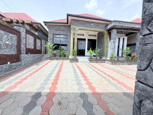 kigali-rwanda-house-for-sale-in-kagarama-muyange-big-4