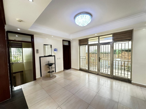 un-furnished-house-for-rent-in-kacyiru-big-6