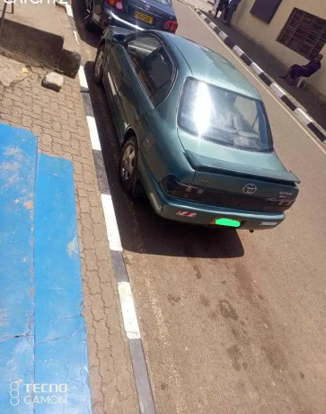 toyota-corolla-big-0