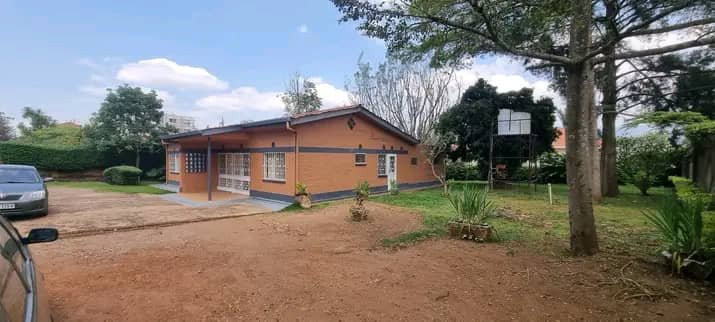 plot-with-old-house-for-sale-kimihurura-big-1