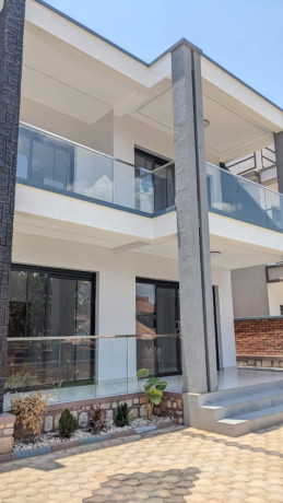 bb-084-kibagabaga-very-nice-and-cheapest-house-for-sale-big-0
