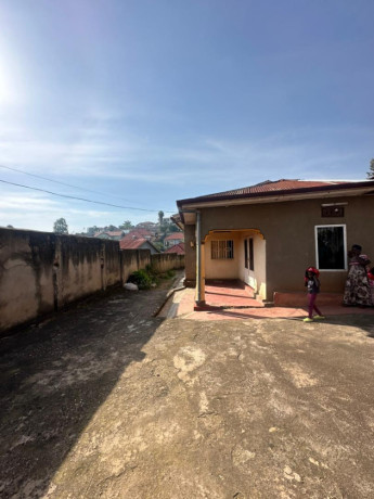 plot-with-house-for-sale-in-remera-big-3