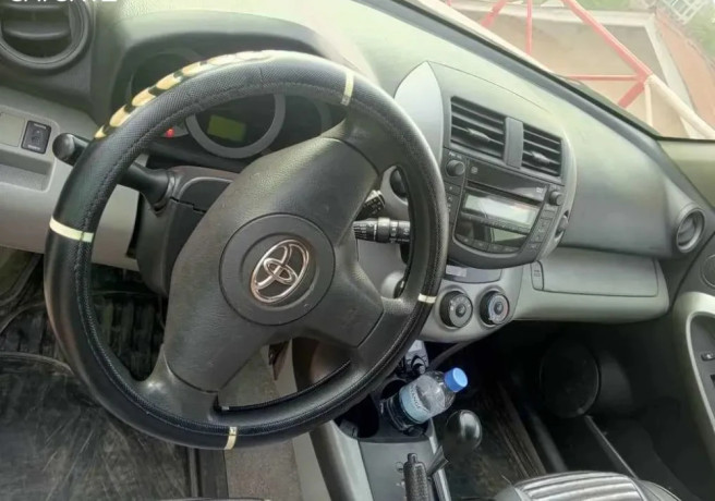 toyota-rav4-big-0