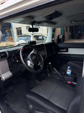 tb-130-toyota-toyota-fj-automatic-2015-for-sale-at-35500-usd-make-toyota-cruiser-fj-big-5