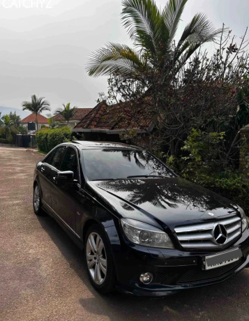 benz-c200-cgi-2010-automatic-for-sale-big-3