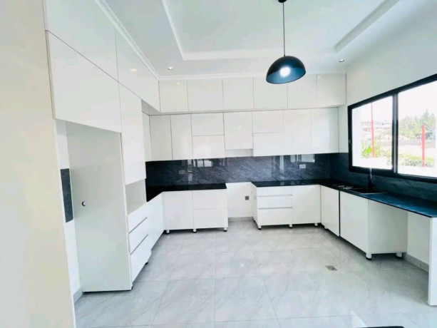 kimironko-kigali-gorgeous-house-sale-at-280millions-big-10