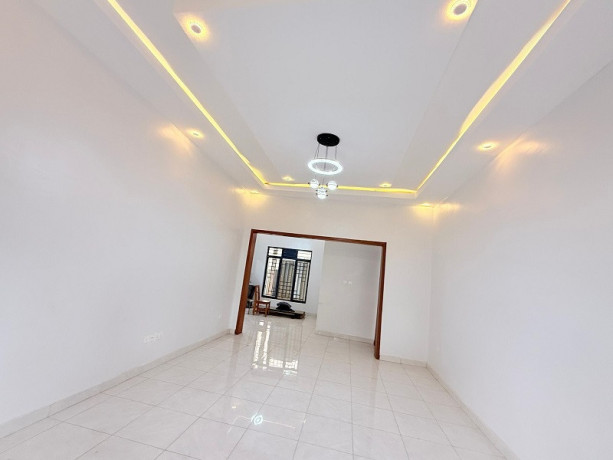 kigali-house-of-4bedroom-for-sale-in-gahanga-big-4