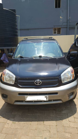 toyota-rav4-big-0