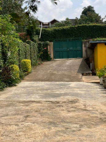 kigali-unfurnished-house-for-rent-in-kimihurura-big-0