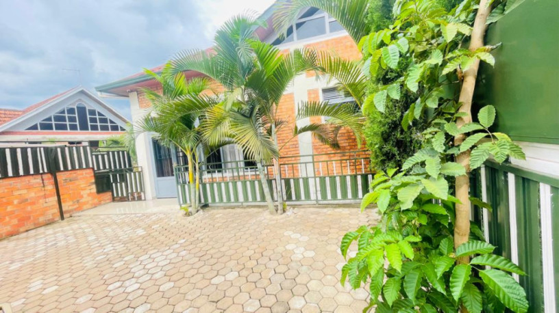 fully-furnished-apartment-for-rent-in-gishushu-near-rdb-on-tarmac-road-big-0