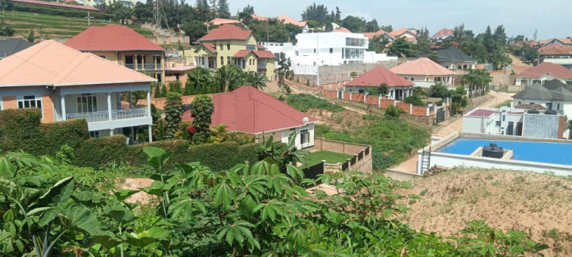 ikibanza-tugurisha-kibagabaga-250m-big-0