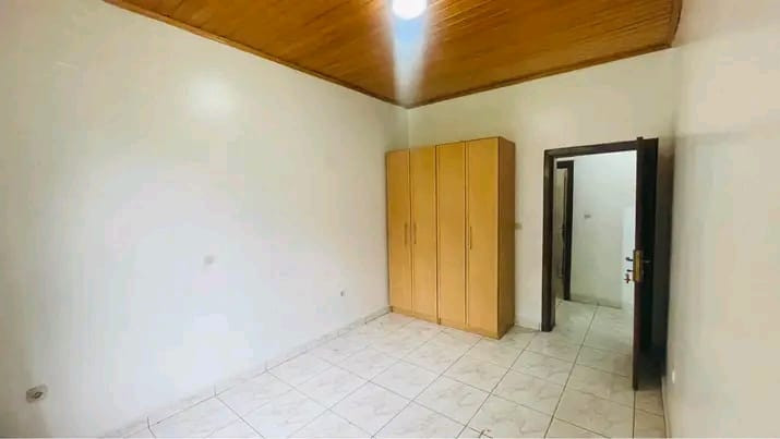 unfurnished-villa-house-for-rent-big-4