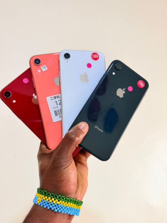 iphone-xr-big-2