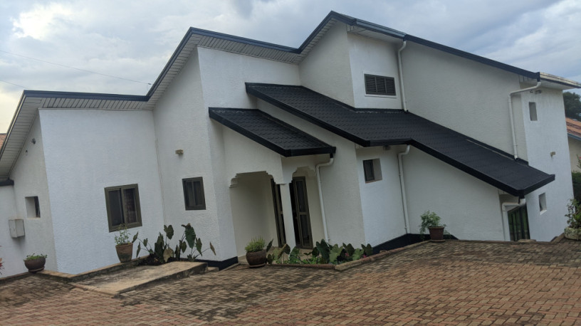 bs13-gacuriro-umucyo-estate-beautiful-furnished-house-for-rent-big-5