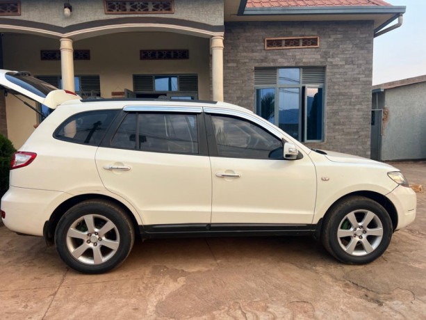 hyundai-santafe-big-1