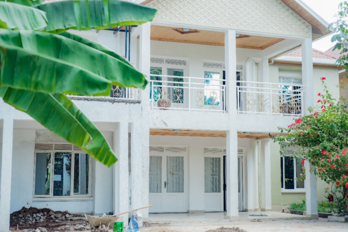 gacuriro-very-nice-house-for-rent-in-kigali-big-4