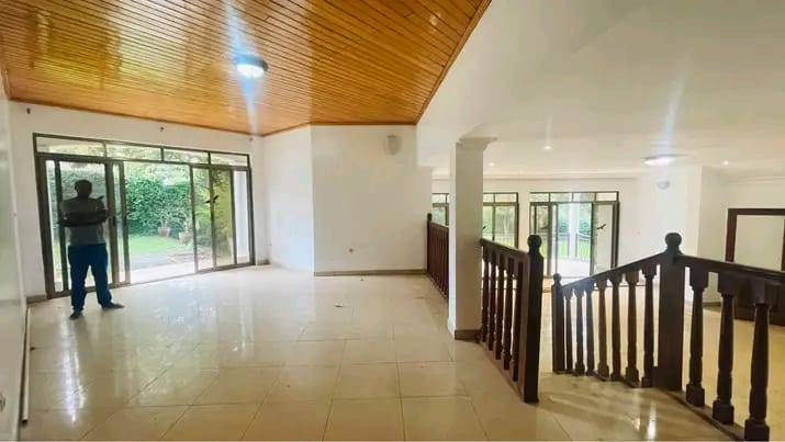 unfurnished-villa-house-for-rent-big-3