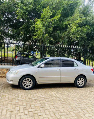 toyota-corolla-altis-2004-for-sale-big-3