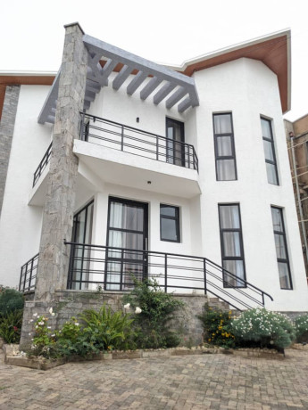 tb027-kibagabaga-kibagabaga-very-big-and-nice-unfurnished-house-for-rent-big-2