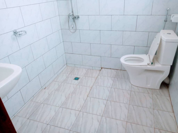 kimironko-unfurnished-apartment-for-rent-in-kigali-big-2