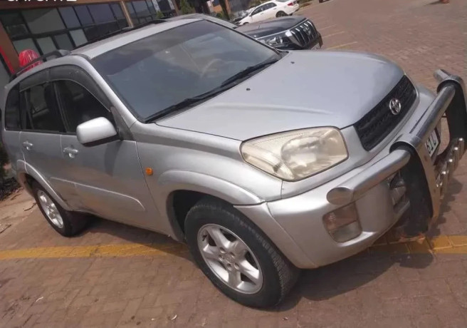 toyota-rav4-big-0