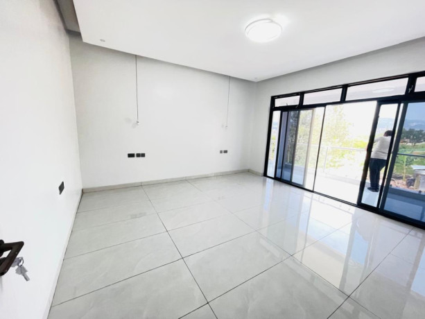 kibagabaga-kigali-new-and-big-house-for-sale-6bedrooms-at-350-millions-big-7