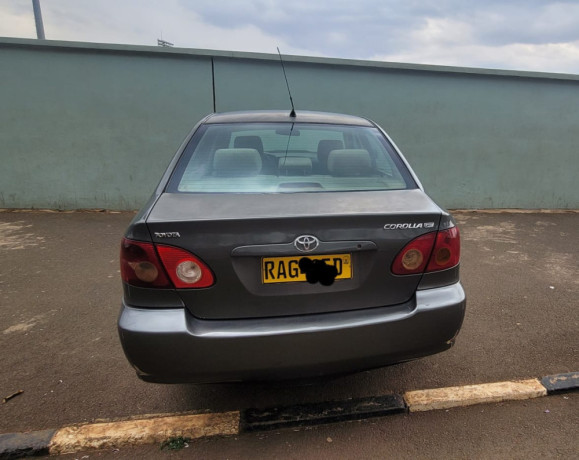 toyota-corolla-ce-big-1
