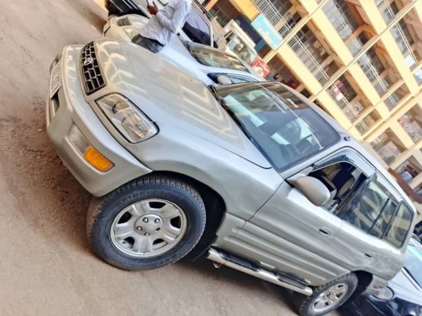 toyota-rav4-big-3