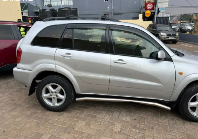 rav4-2002-automatic-europe-11m-big-2