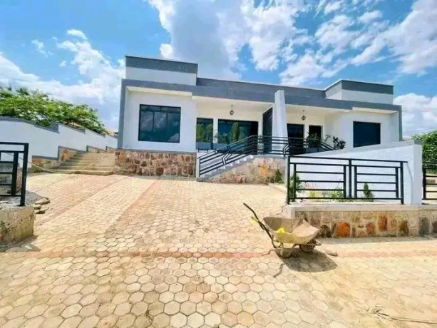amazing-unfurnished-house-for-rent-in-kimironko-near-kigali-parents-school-big-0