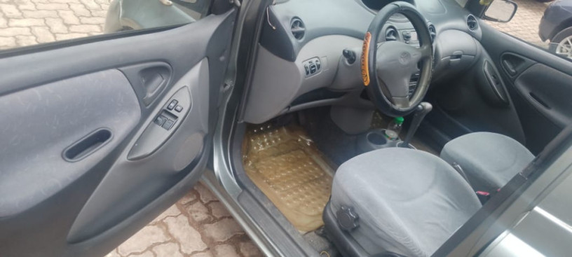 toyota-yaris-big-2
