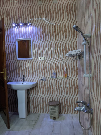 fully-furnished-studio-apartment-for-rent-in-nyarutarama-big-9