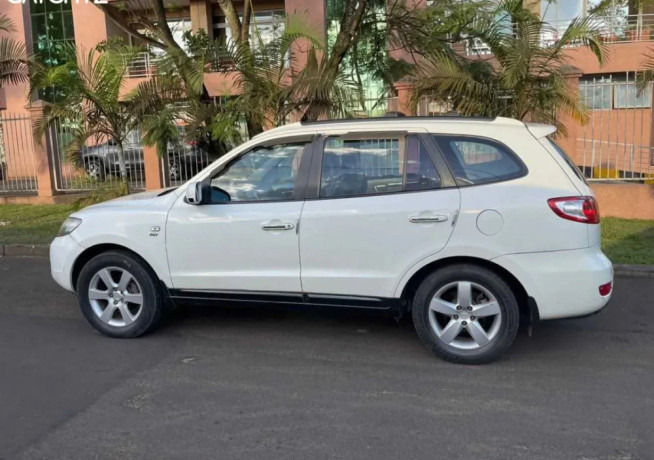 hyundai-santafe-big-0