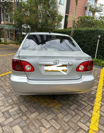 toyota-corolla-ce-big-2